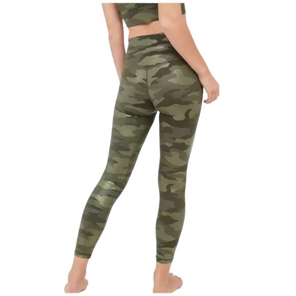 NEW Offline by Aerie Womens Camo Leggings Ladies Yoga Gym Fitness Pants Size XXS - Picture 5 of 6